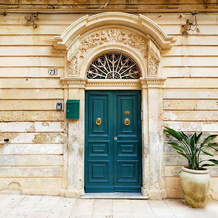 Cataldi'S Rooms Noto Buitenkant foto
