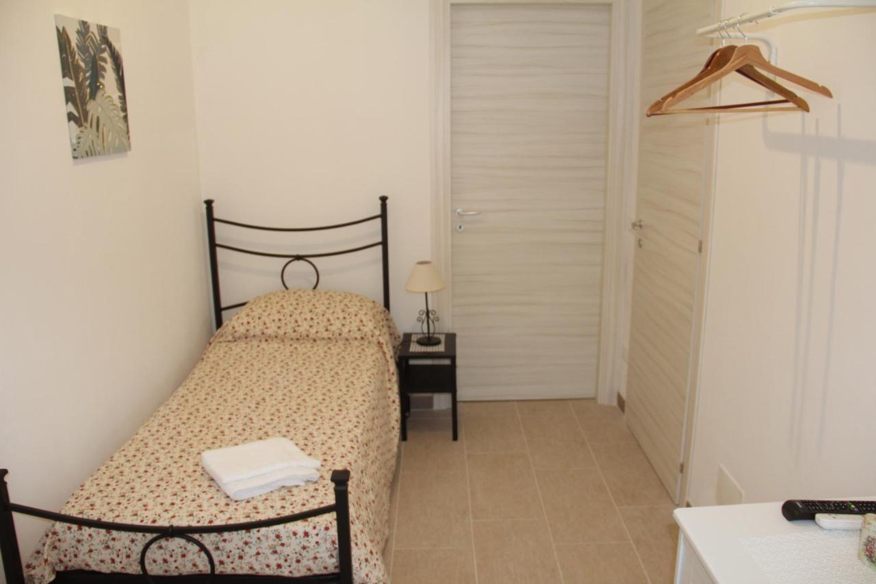 Cataldi'S Rooms Noto Buitenkant foto